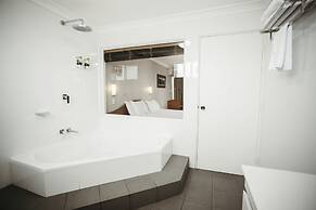 Colonial Motel Richmond