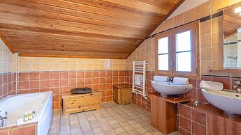 Madame Vacances Les Chalets de l'Altiport