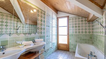 Madame Vacances Les Chalets de l'Altiport