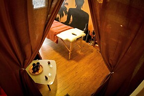 Primo Hotel