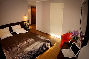 Primo Hotel