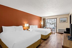 Econo Lodge Manistee