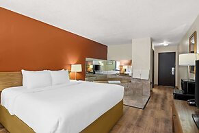 Econo Lodge Manistee