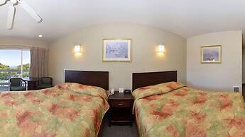 Travelodge by Wyndham Depoe Bay