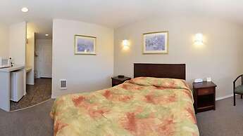 Travelodge by Wyndham Depoe Bay