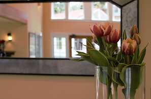 Anacortes Ship Harbor Inn