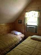 The Elms Waterfront Cottages