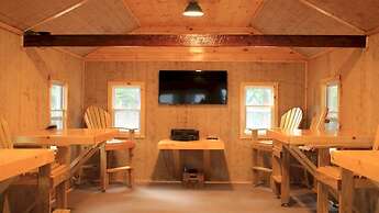 The Elms Waterfront Cottages