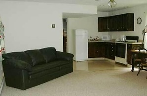 The Elms Waterfront Cottages