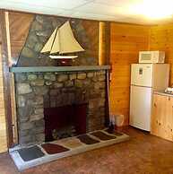 The Elms Waterfront Cottages