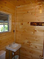 The Elms Waterfront Cottages