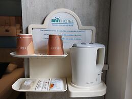 Brit Hotel Bosquet