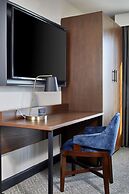 Cumberland House Knoxville, Tapestry Collection by Hilton