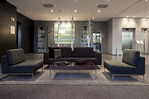 AC Hotel by Marriott Madrid Airport