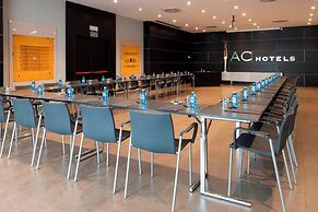 AC Hotel by Marriott Madrid Airport
