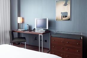AC Hotel by Marriott Madrid Airport