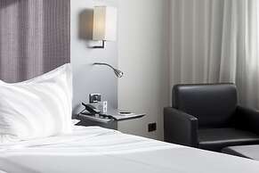 AC Hotel by Marriott Madrid Airport