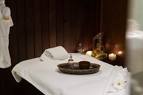 Hospes Palacio de los Patos, a Member of Design Hotels