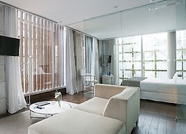 Hospes Palacio de los Patos, a Member of Design Hotels