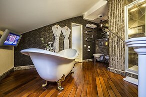 IMPERIAL Hotel & Restaurant