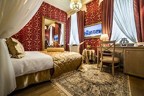 IMPERIAL Hotel & Restaurant