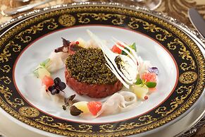 IMPERIAL Hotel & Restaurant