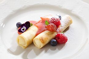 IMPERIAL Hotel & Restaurant