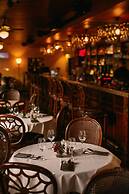 IMPERIAL Hotel & Restaurant