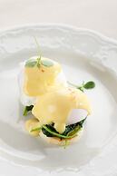 IMPERIAL Hotel & Restaurant