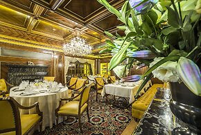 IMPERIAL Hotel & Restaurant