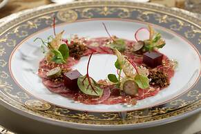 IMPERIAL Hotel & Restaurant