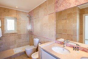 The Village Praia d'El Rey Golf & Beach Resort