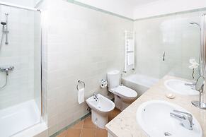 The Village Praia d'El Rey Golf & Beach Resort