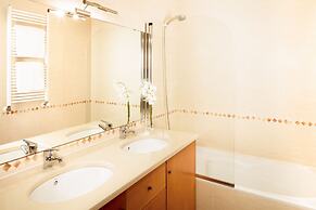 The Village Praia d'El Rey Golf & Beach Resort