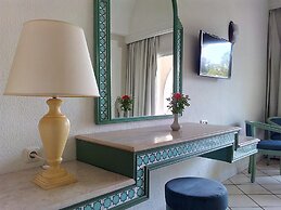 Shell Beach Hotel & Spa