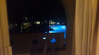 Shell Beach Hotel & Spa