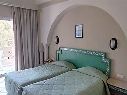 Shell Beach Hotel & Spa