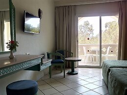 Shell Beach Hotel & Spa