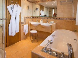 Hotel Alpen Ruitor