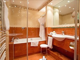 Hotel Alpen Ruitor