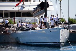 Hotel Luci di La Muntagna