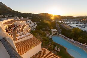 Hotel Luci di La Muntagna