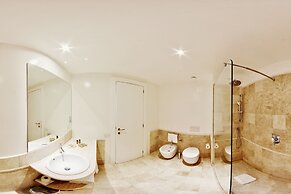 Hotel Luci di La Muntagna