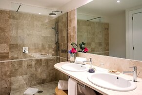 Hotel Luci di La Muntagna