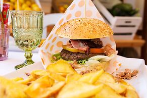 Hotel Luci di La Muntagna