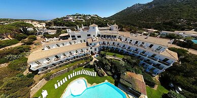 Hotel Luci di La Muntagna