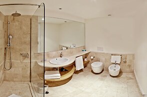 Hotel Luci di La Muntagna