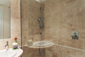 Hotel Luci di La Muntagna