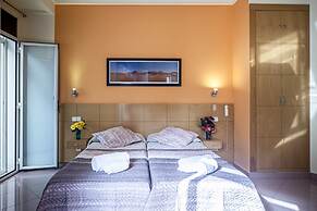 INTER Puerta del Sol - Auto Check-in