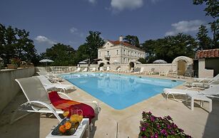Le Manoir St Jean